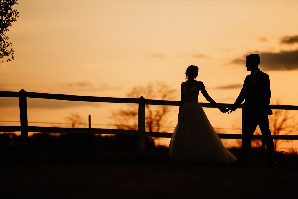 esküvő biczó csárda esküvő biczó csárda és lovaspanzió pusztaesküvő duplaexpo kép a képben fotós kecskemét esküvői fotós kecskemét kecskeméti esküvői fotós bács-kiskun megyei esküvői helyszín legjobb fotós naplementés fotózás fotózás naplementében természetközeli esküvői helyszín természetes esküvői fotók esküvői pillanatképek kreatív jegyes fotózás e-session esküvői fotózás pillanatvadász obornyák józsef fotós