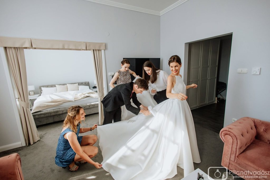 Menyasszony készülődése a Bodrogi Kúria Wellness Hotelben, Inárcson