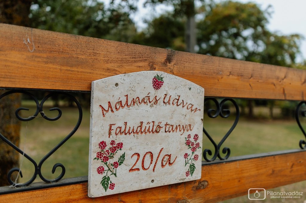 Málnás udvar Kerekegyháza - esküvő